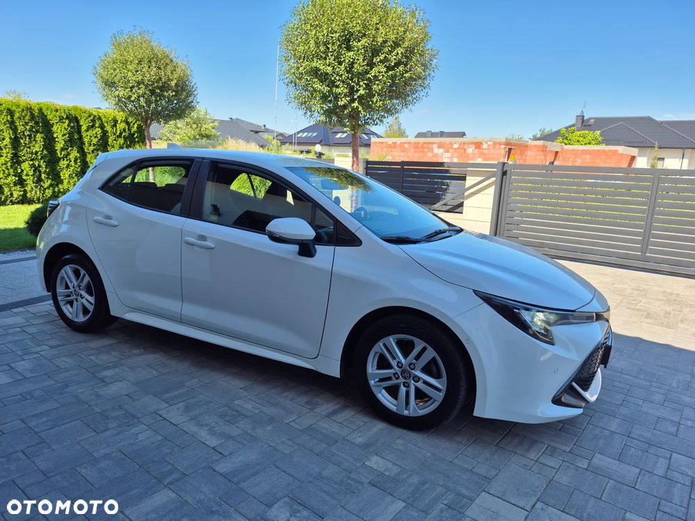 Toyota Corolla 1.8 Hybrid Comfort - 24