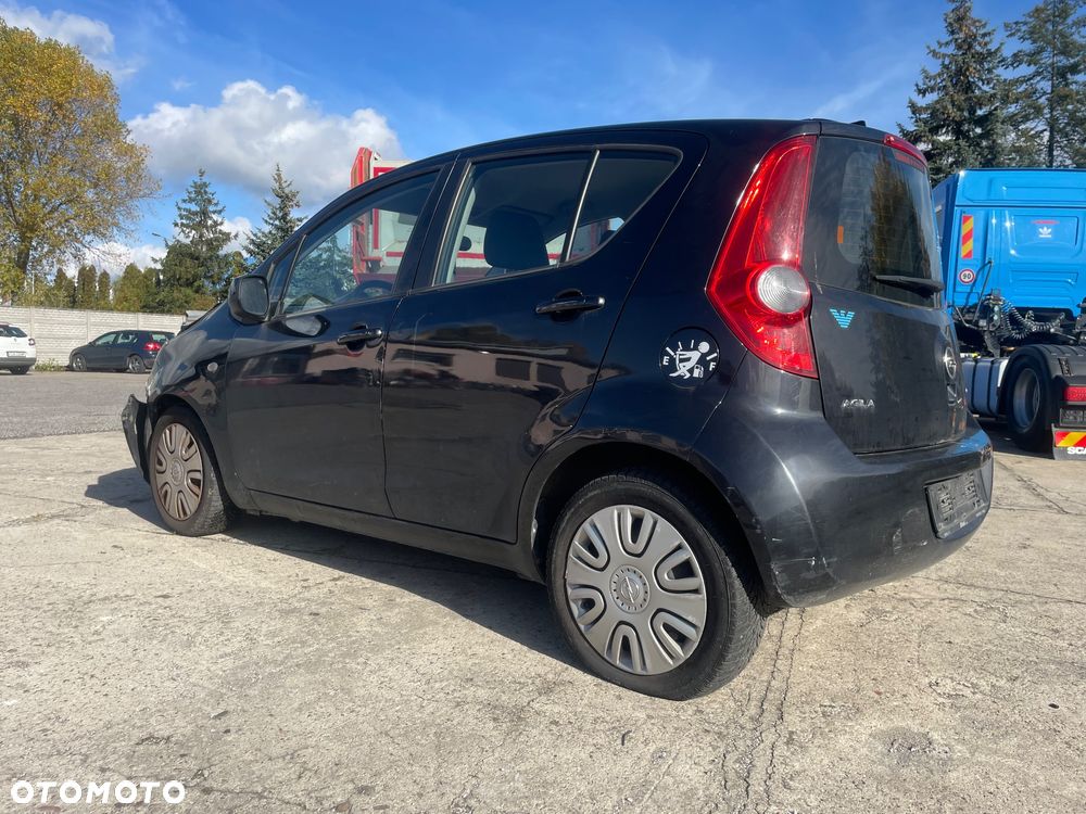 Opel Agila 1.0 - 10