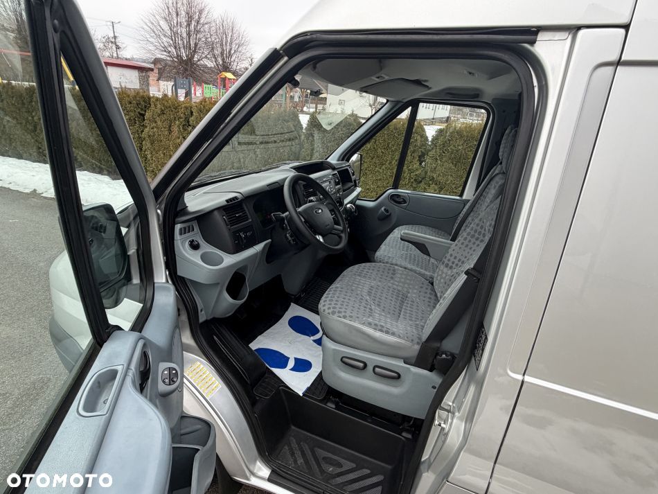 Ford Transit - 17