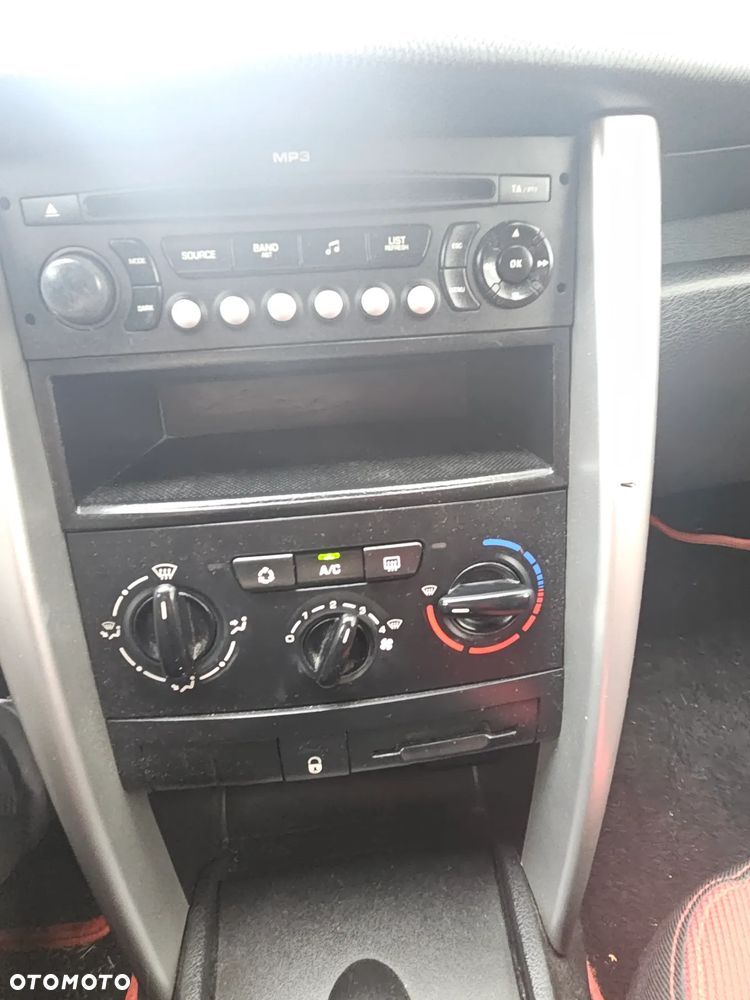 Peugeot 207 1.6 HDi - 7