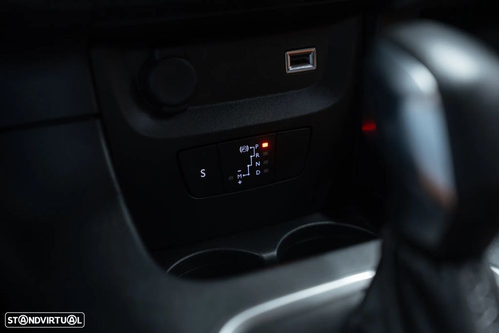 Citroën C3 1.2 PureTech Feel EAT6 - 24