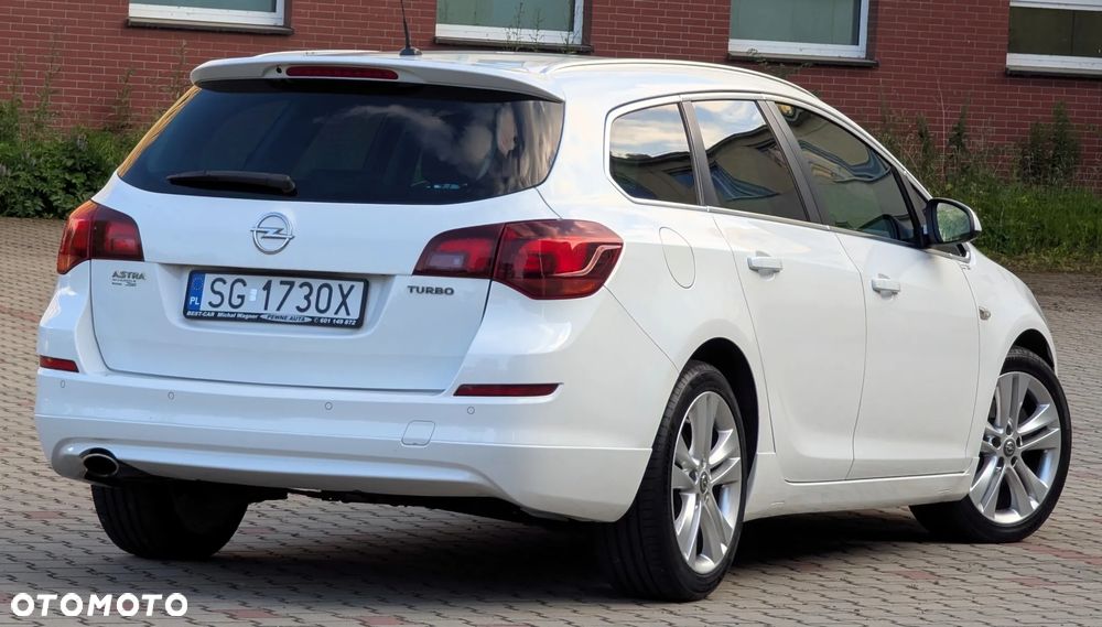 Opel Astra 1.6 T Sport - 4