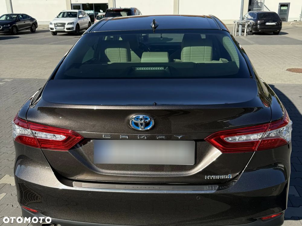 Toyota Camry 2020 photo 3