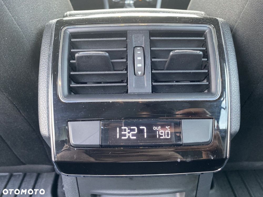 Skoda Superb - 35