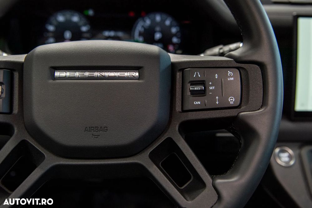 Land Rover Defender 110 2.0 P404 PHEV - 25