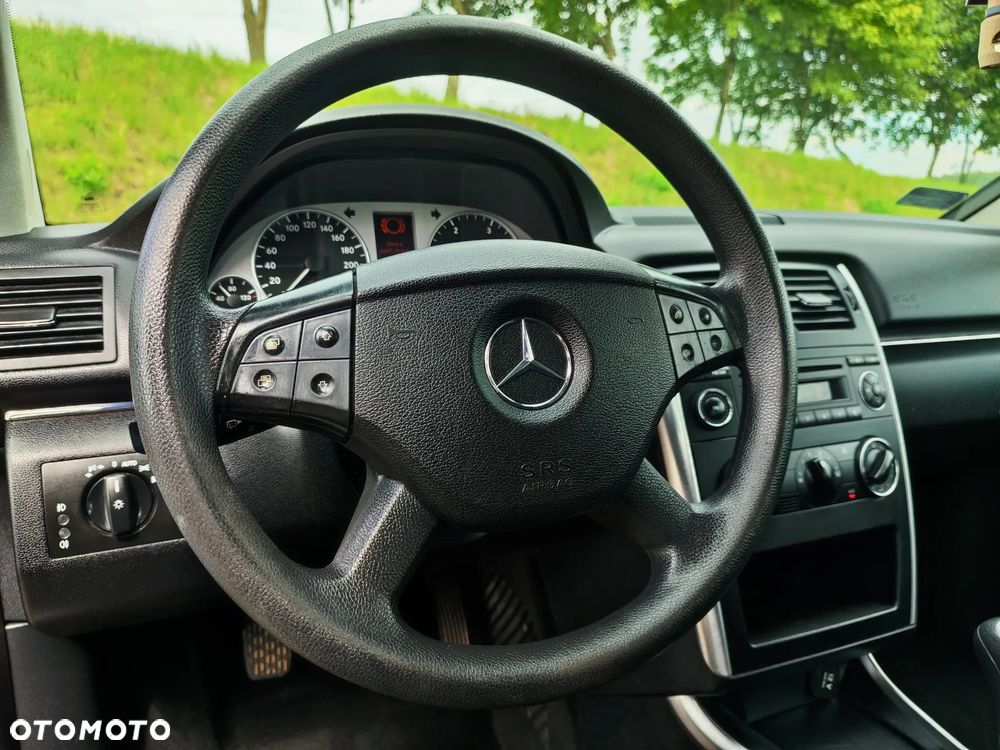 Mercedes-Benz Klasa B 180 CDI - 19