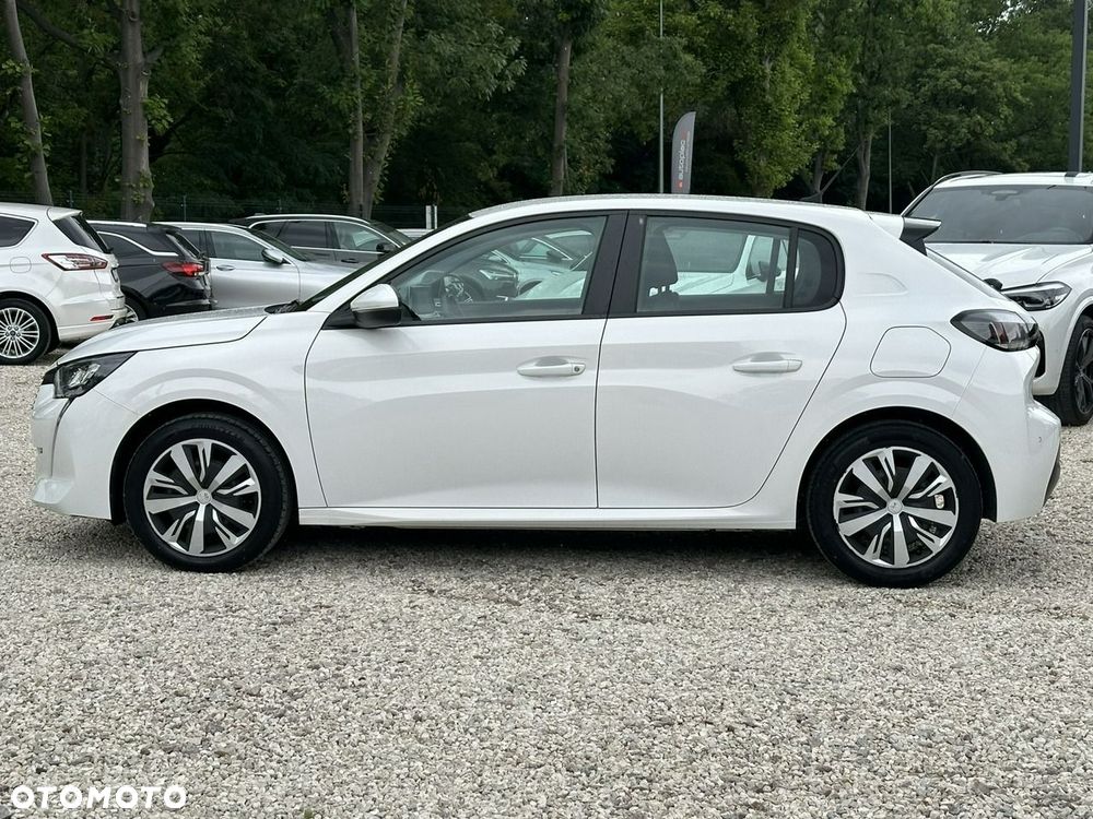 Peugeot 208 - 4