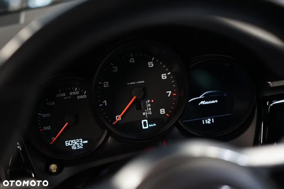 Porsche Macan Standard - 8