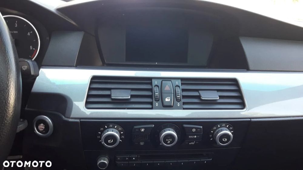 BMW Seria 5 520d - 8