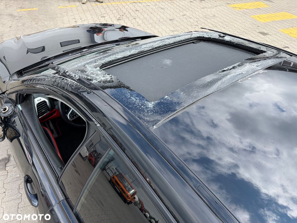 BMW Seria 8 - 19