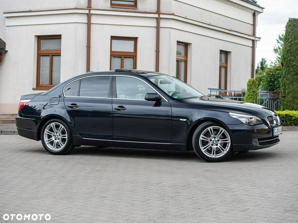 BMW Seria 5 523i Edition Sport - 19