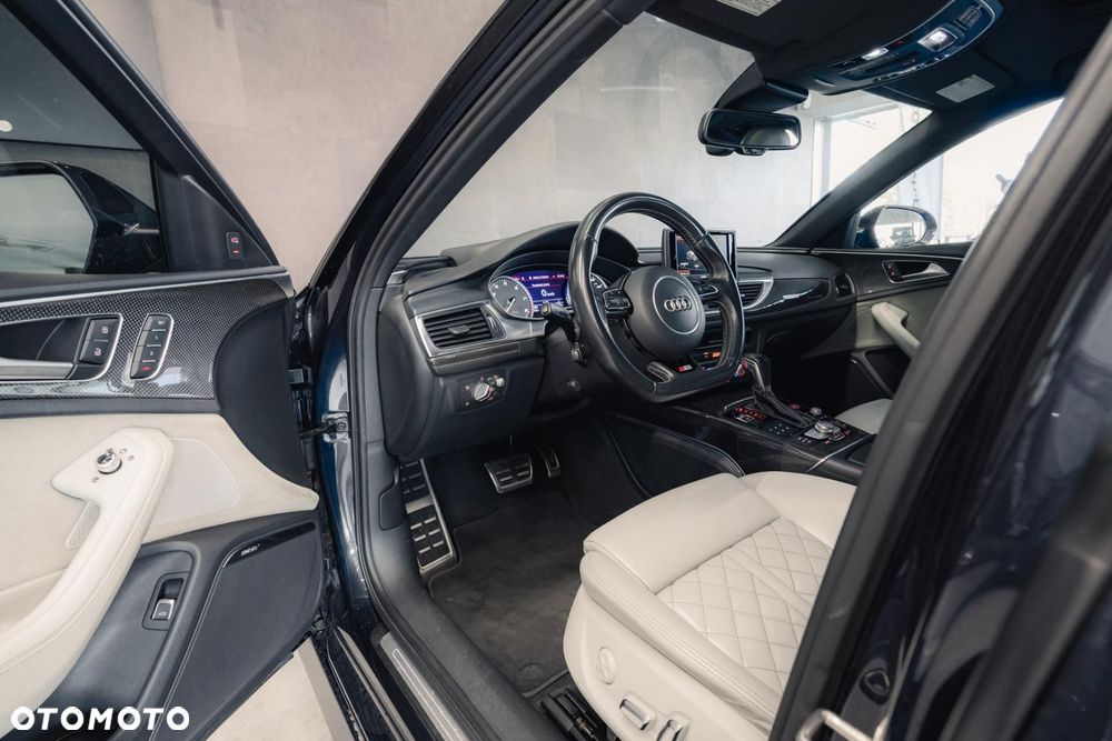 Audi S6 Limousine - 10