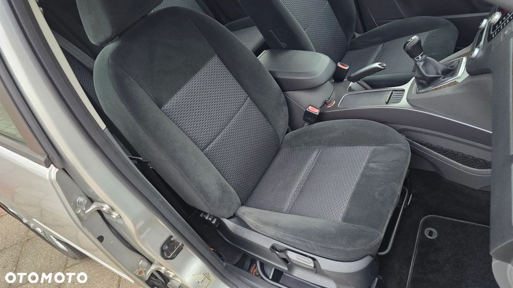 Ford C-MAX 1.8 Ghia - 24