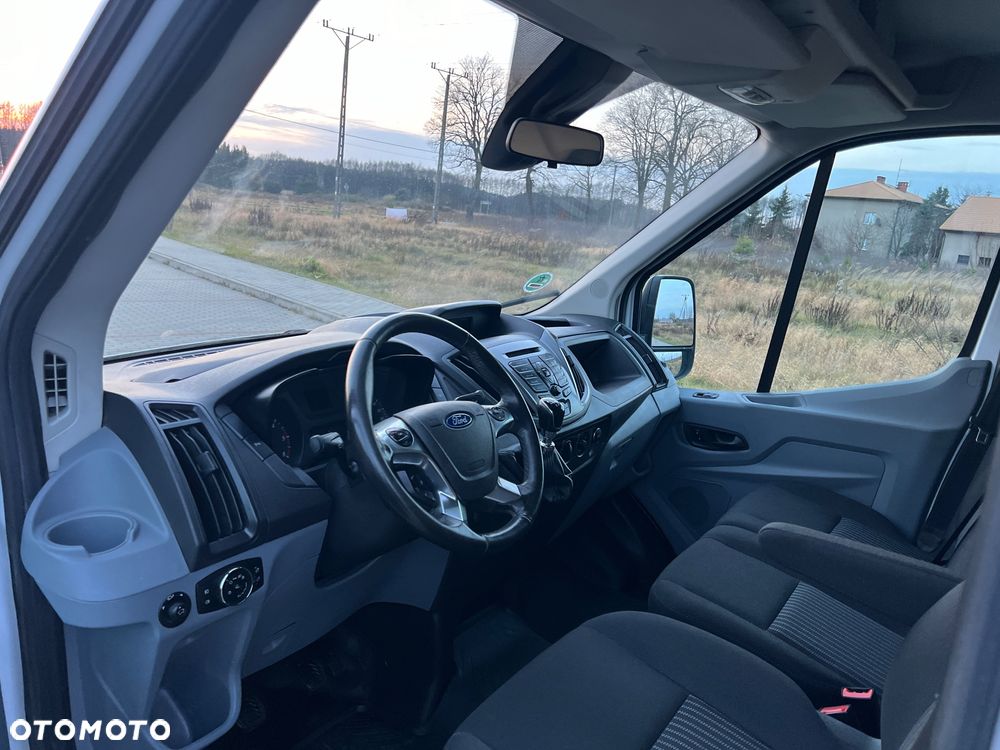 Ford Transit - 20