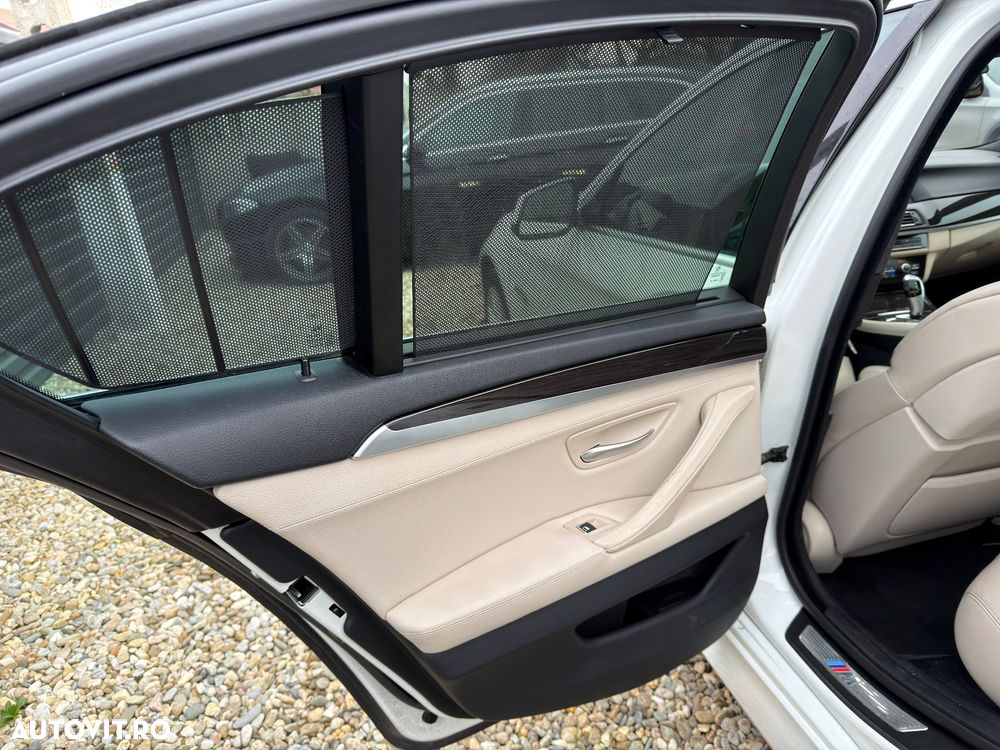 BMW Seria 5 520d - 12