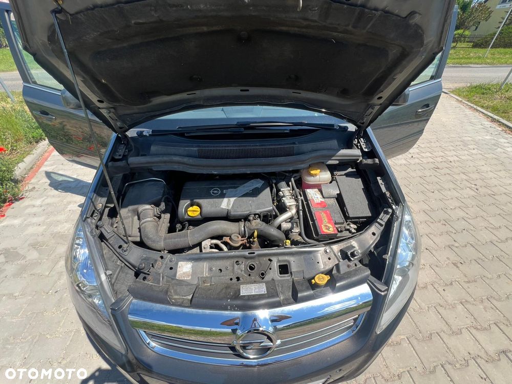 Opel Zafira - 20