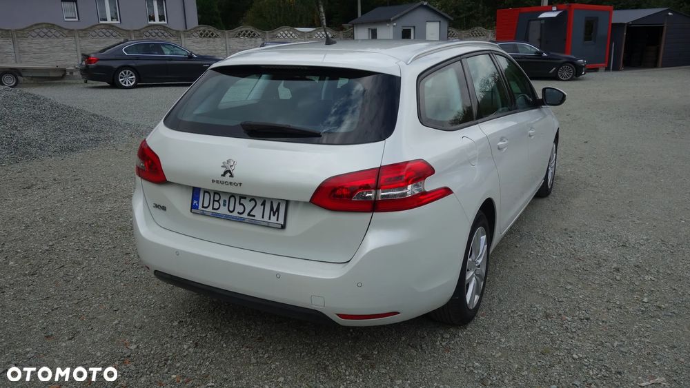 Peugeot 308 SW BlueHDi 120 EAT6 Stop & Start Allure - 9