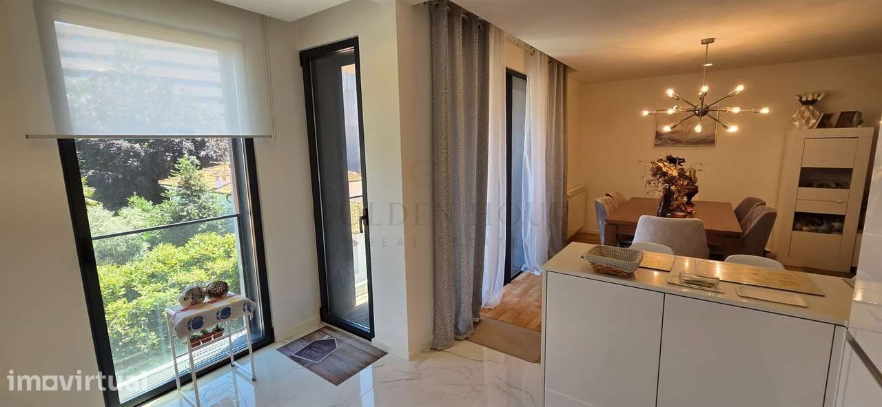 Um apartamento exclusivo T2+1 do ano 2022 com 2 lugares a poucos passo - Grande imagem: 2/16