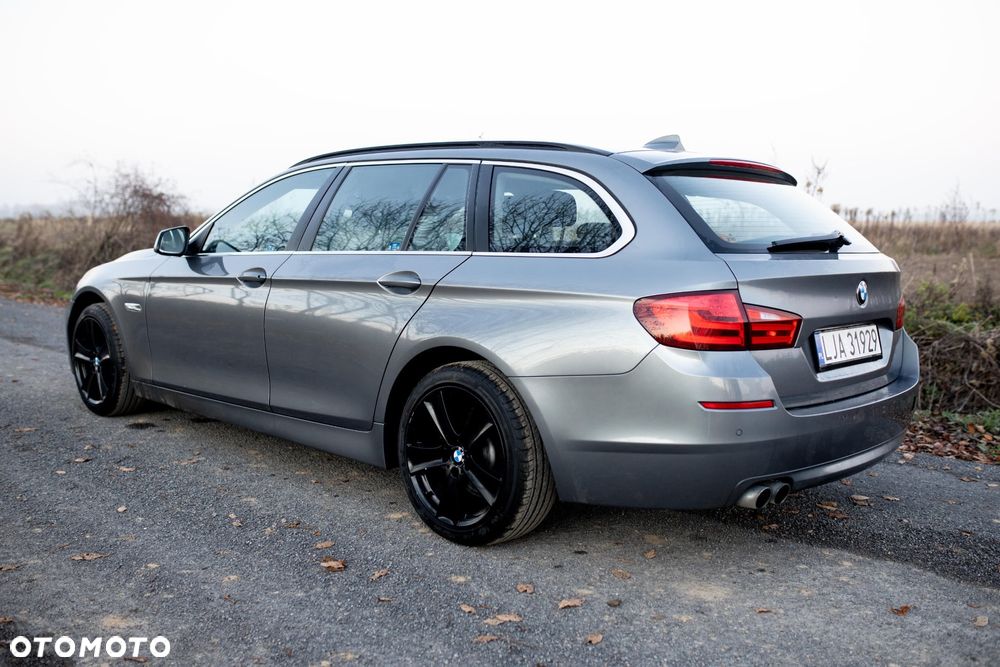 BMW Seria 5 520d - 7