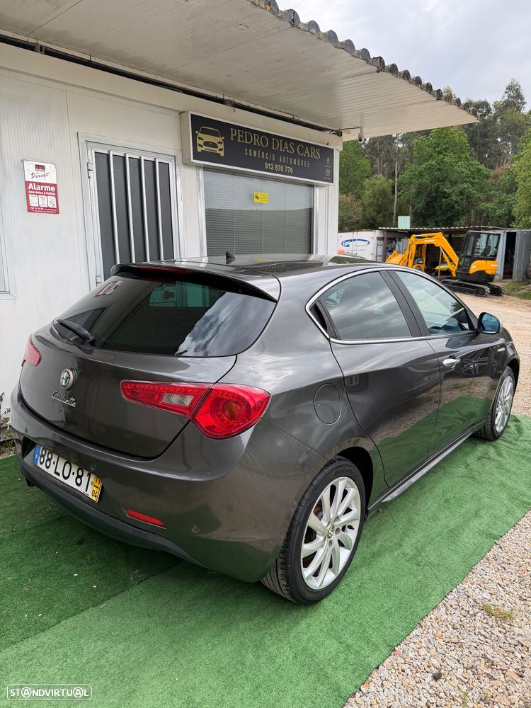 Alfa Romeo Giulietta 1.6 JTDM 16V Turismo - 5
