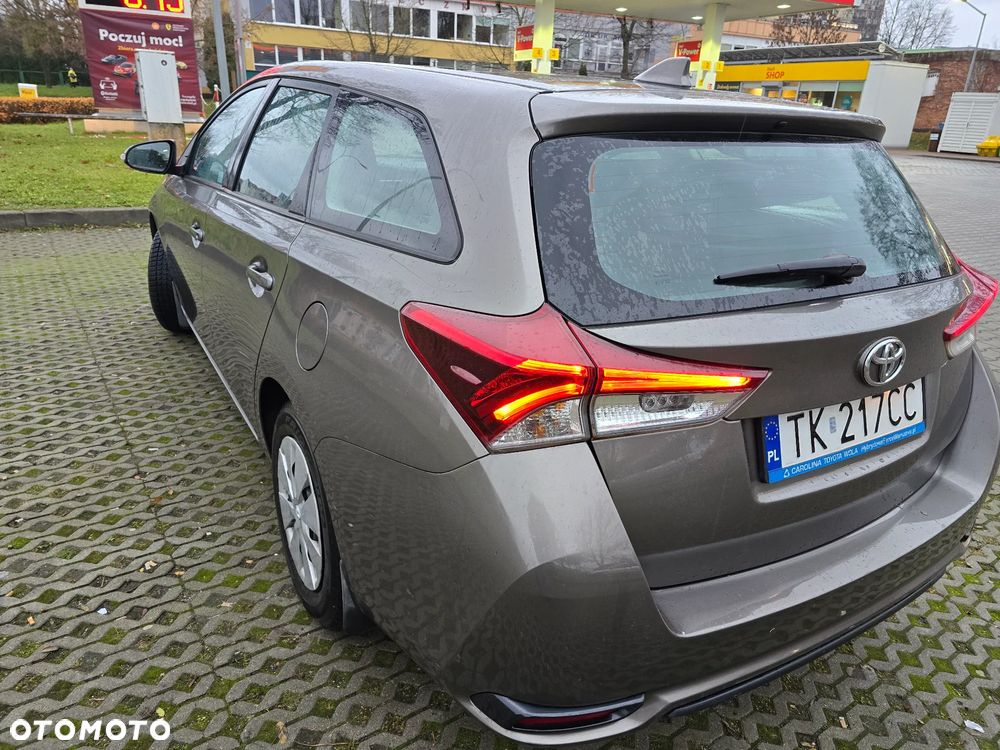 Toyota Auris 1.6 Active - 2