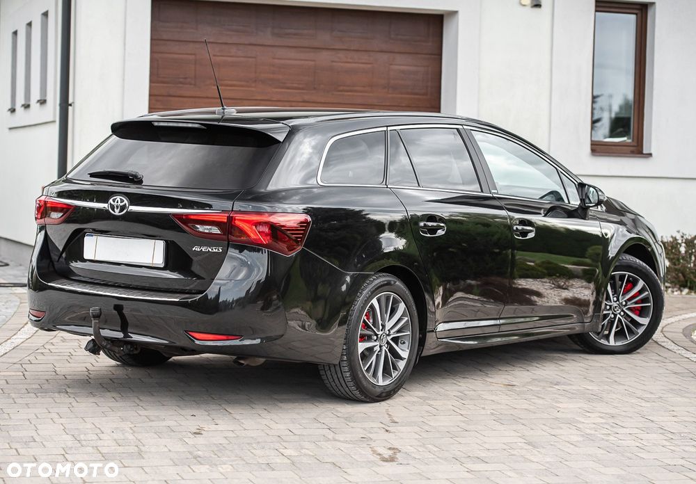 Toyota Avensis - 4