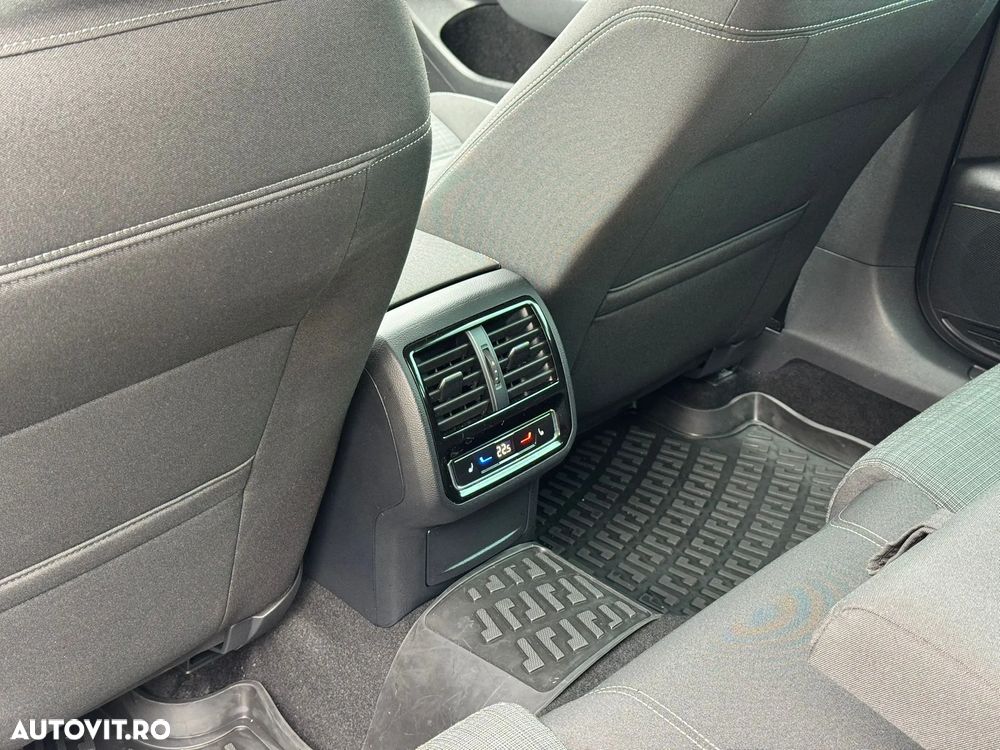Volkswagen Passat Variant 2.0 TDI DSG Business - 21