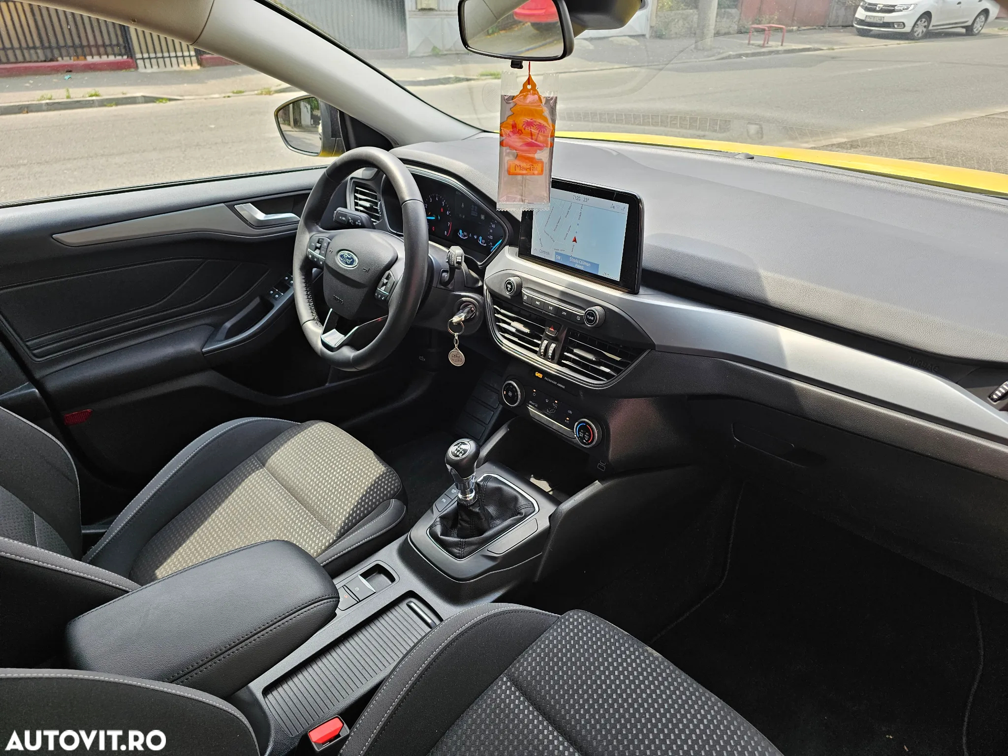Ford Focus 1.0 EcoBoost Hybrid ACTIVE - 11