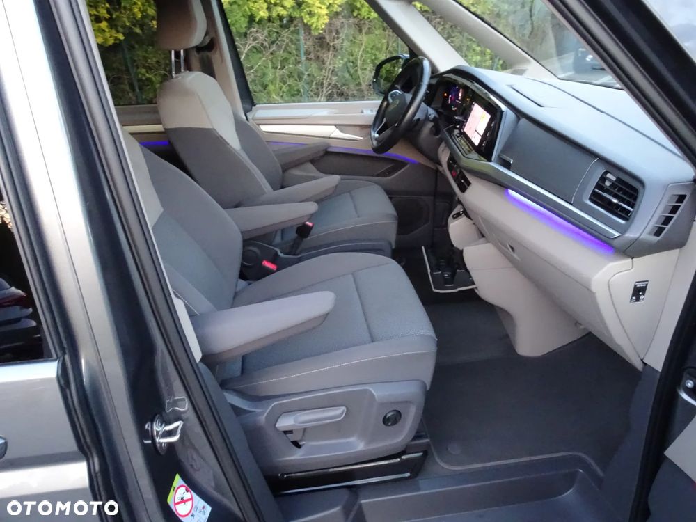 Volkswagen Multivan - 9