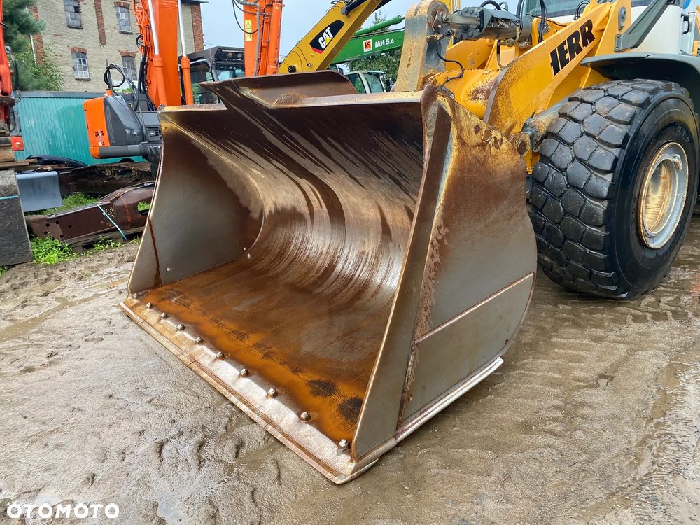 Liebherr L566, 2015 ROK, 11000 MTH, OPONY 70% DOBRE, Z NIEMIEC - 28