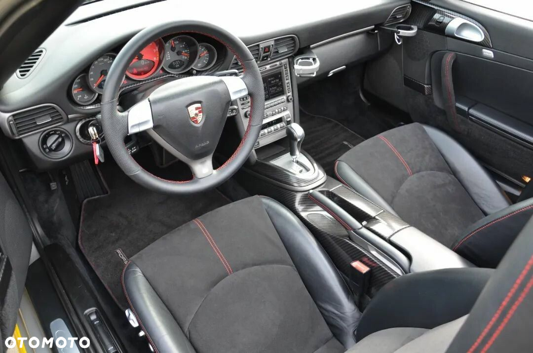 Porsche 911 - 16