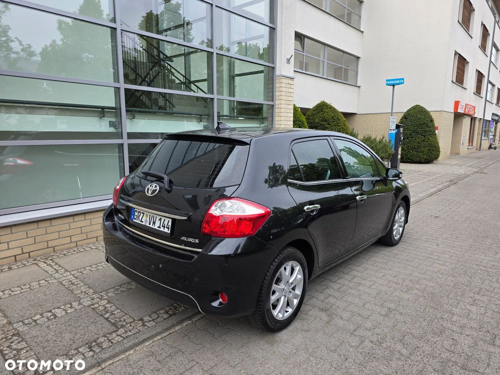 Toyota Auris 1.33 Dual-VVT-i Design Edition - 7