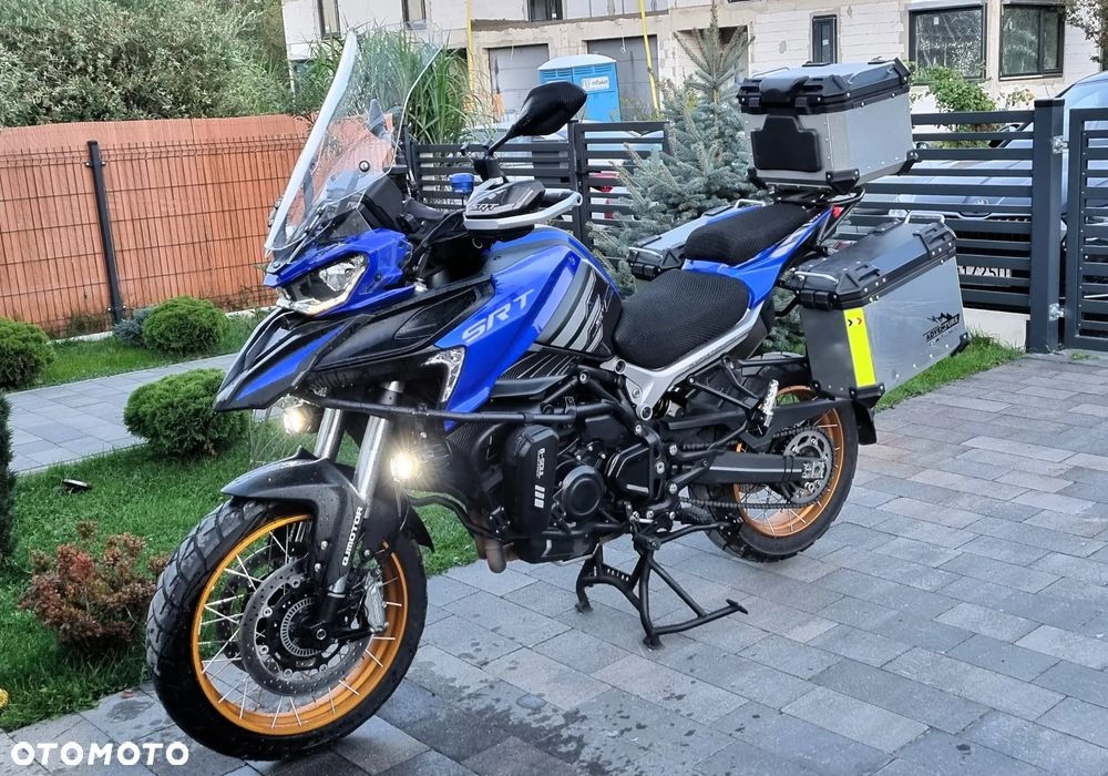 QJMOTOR SRT 800SX - 5