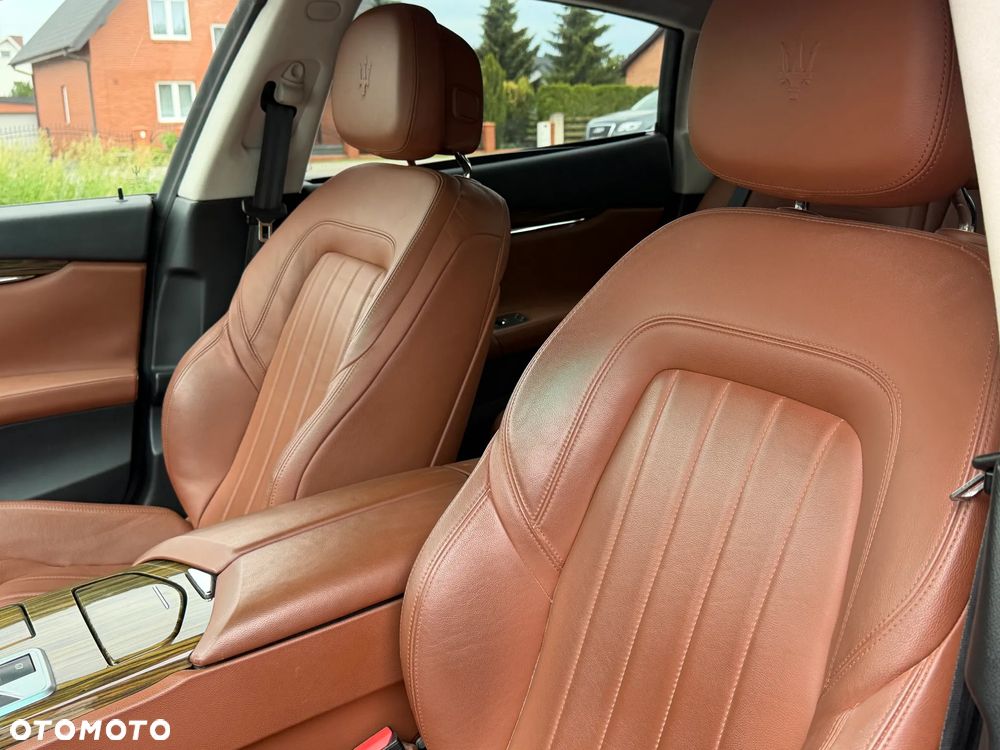 Maserati Quattroporte D GranSport - 12