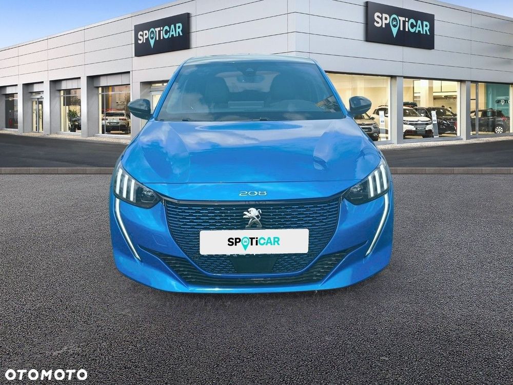 Peugeot 208 - 4
