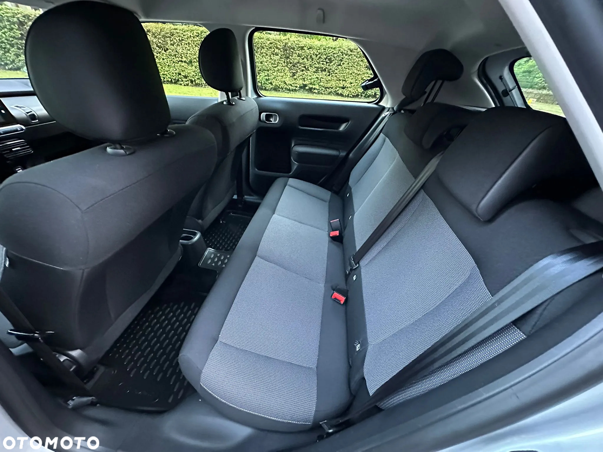 Citroën C4 Cactus - 19