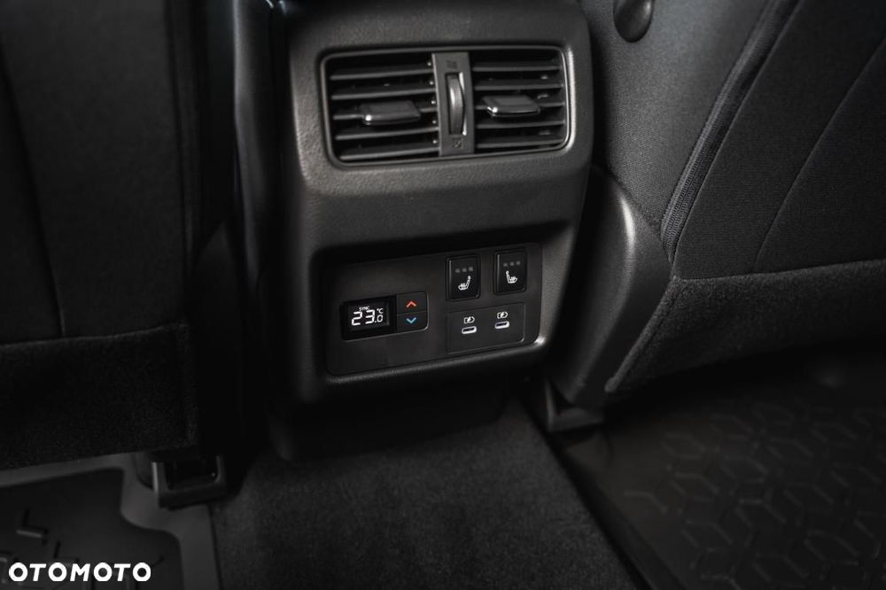 Nissan X-Trail - 26