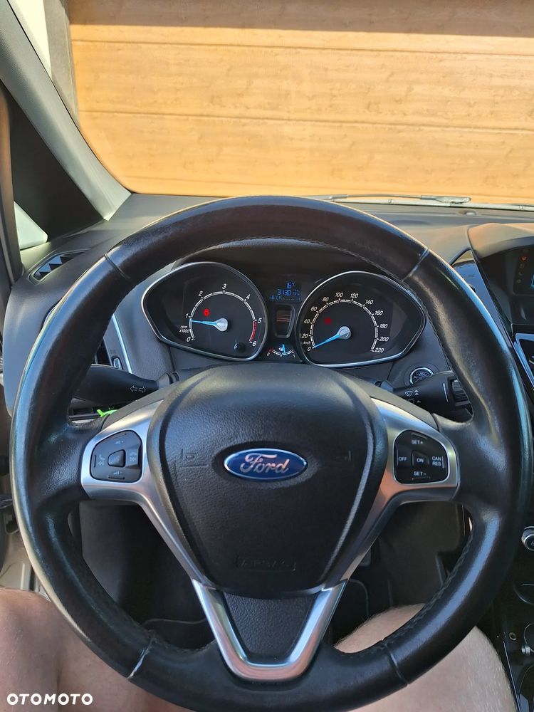 Ford B-MAX - 10