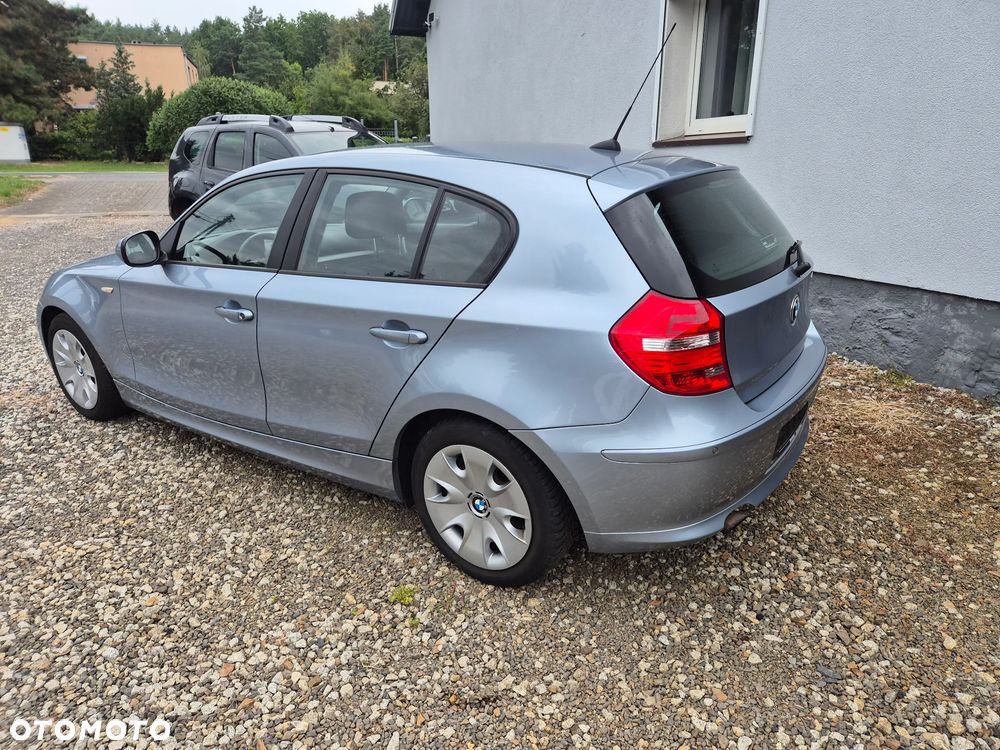 BMW Seria 1 116i - 3