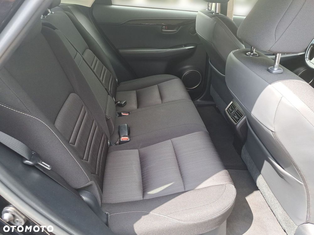 Lexus NX 300h Elegance 2WD - 15