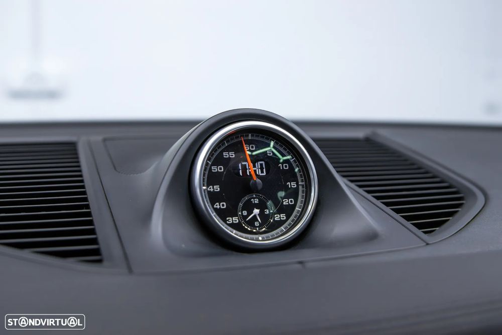 Porsche Macan Turbo PDK - 35