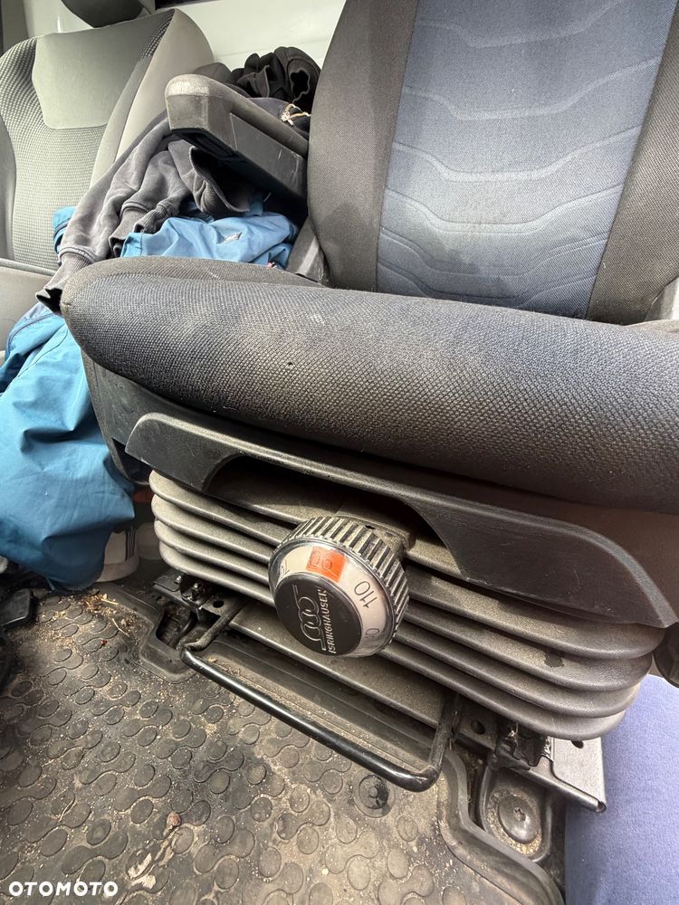Opel Vivaro - 13