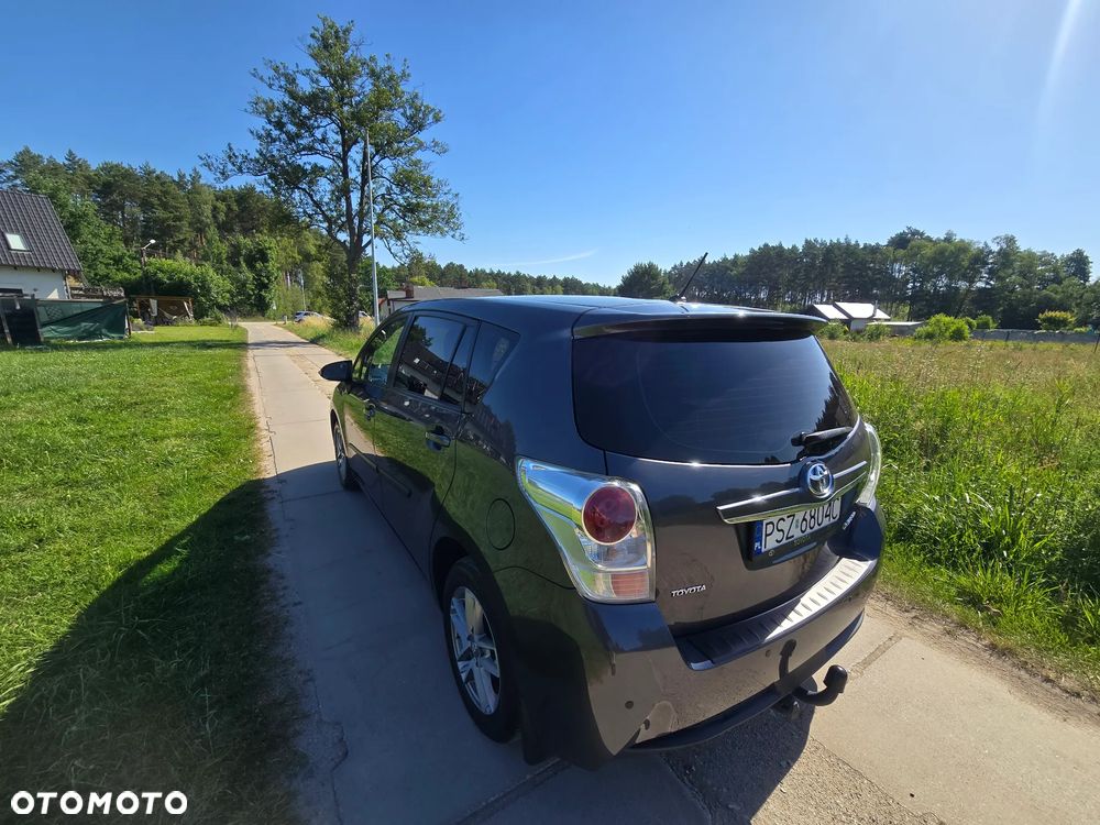 Toyota Verso 1.8 Premium MS EU6 - 10