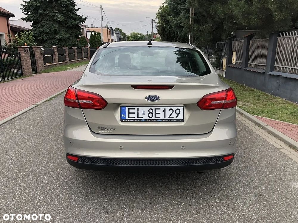 Ford Focus 1.6 Trend - 6