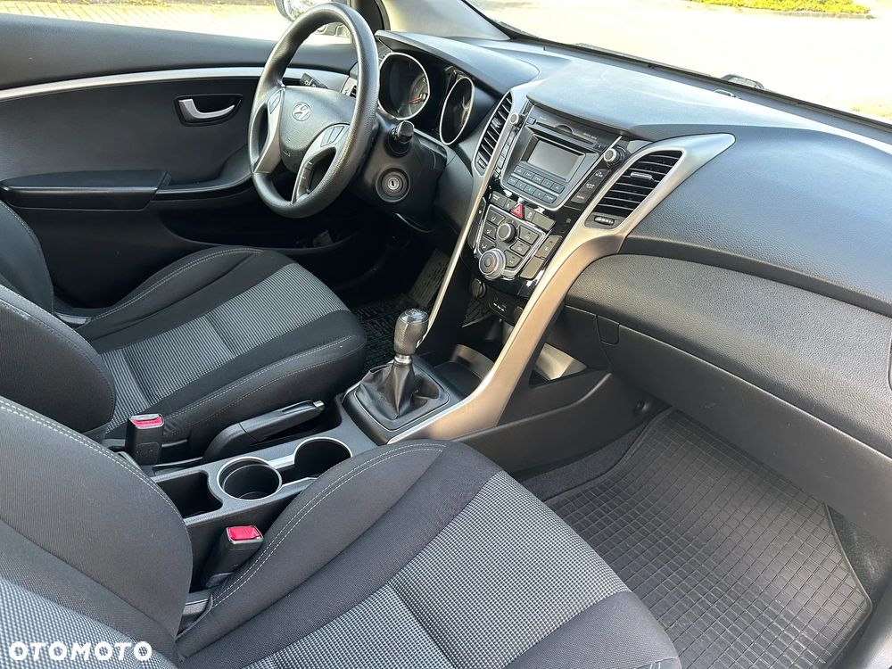 Hyundai i30 1.4 CRDi Comfort - 12