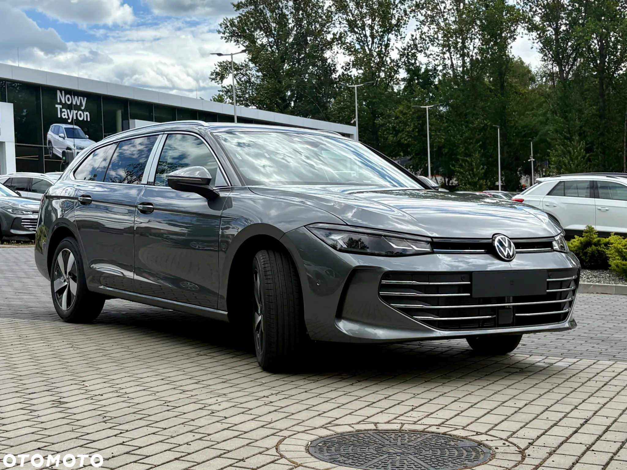 Volkswagen Passat 1.5 TSI ACT mHEV Business Plus DSG - 11