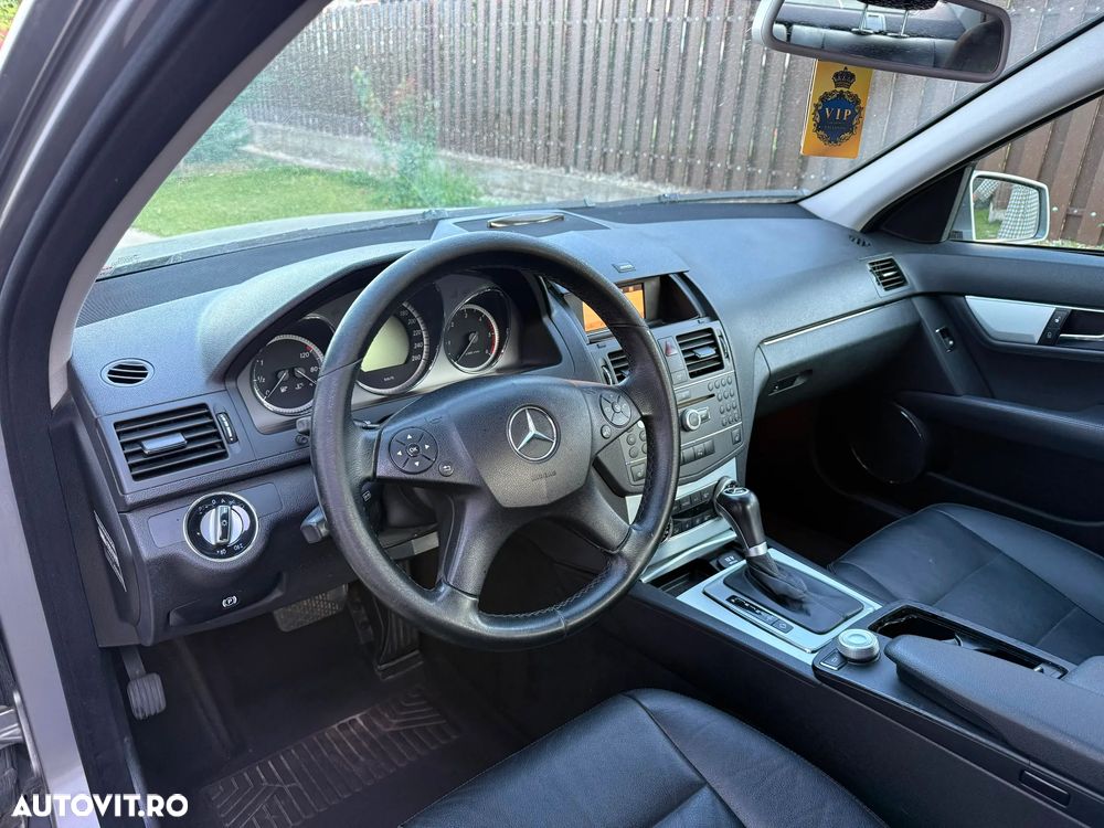 Mercedes-Benz C - 7