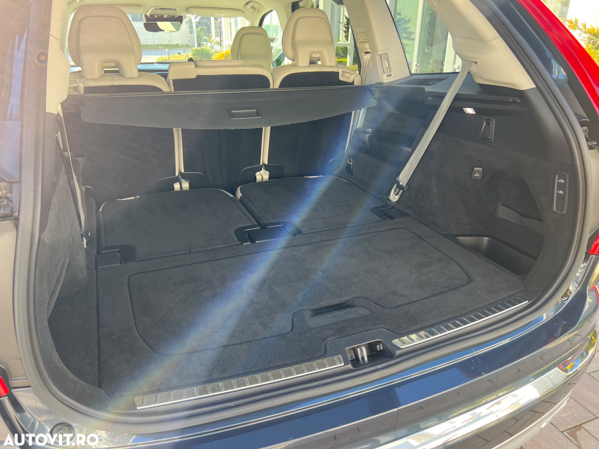 Volvo XC 90 - 22