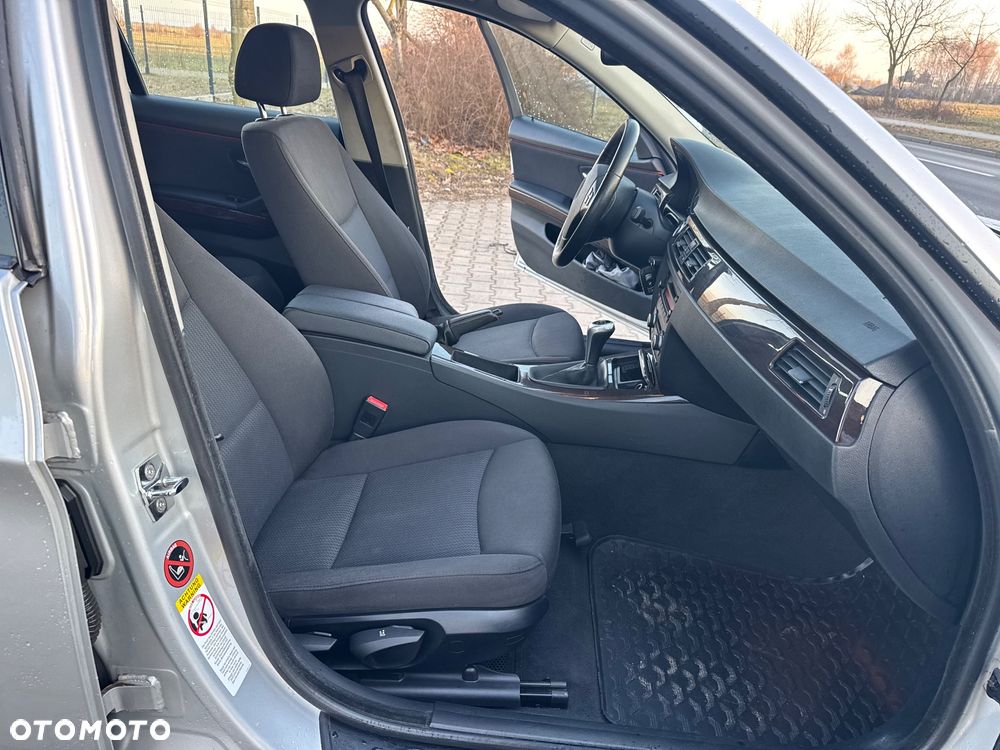 BMW Seria 3 - 11