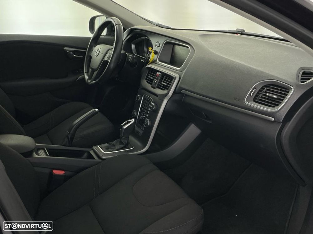 Volvo V40 1.5 T3 Sport Edition Geartronic - 23